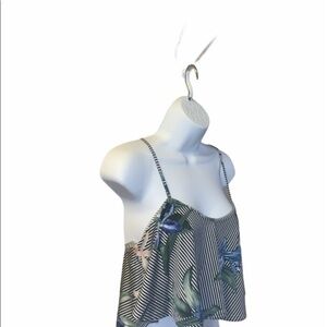 Revamped white & blue floral/striped print…